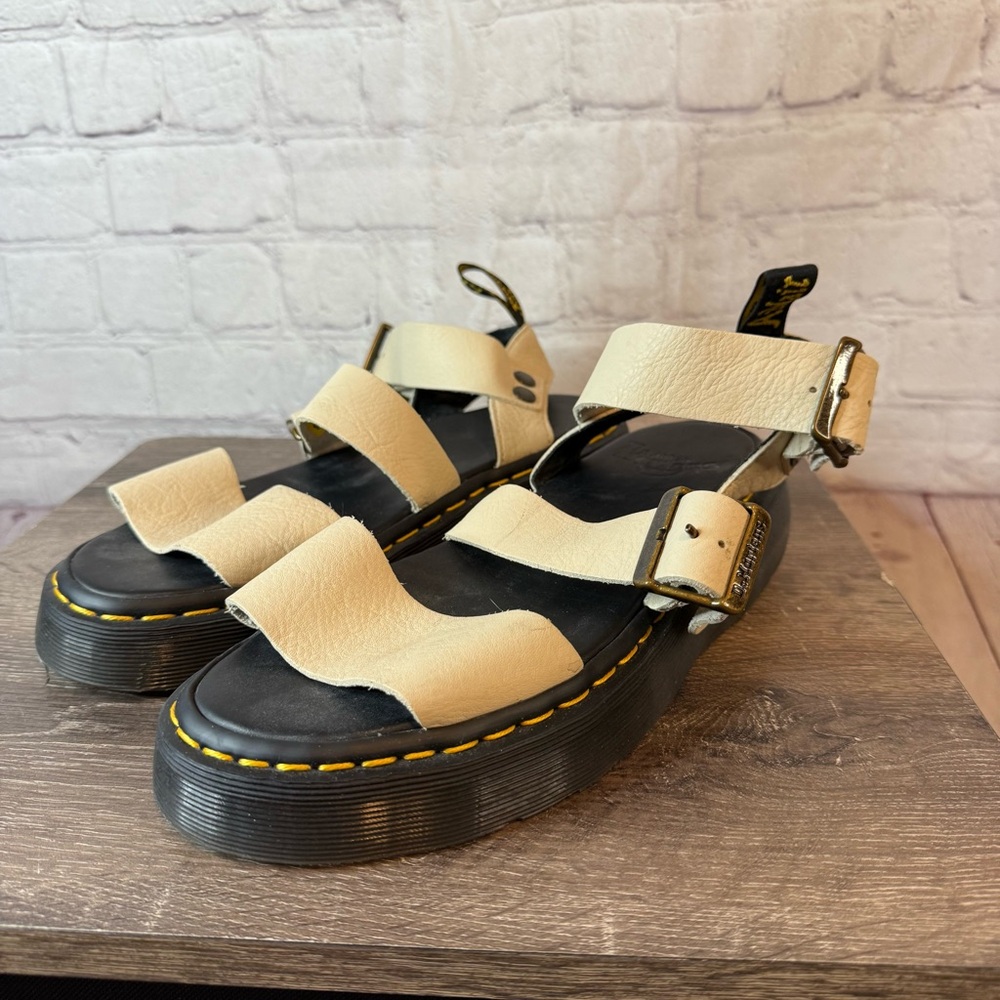 Dr. Martens Pisa Leather Cream and Black Chunky Sandals